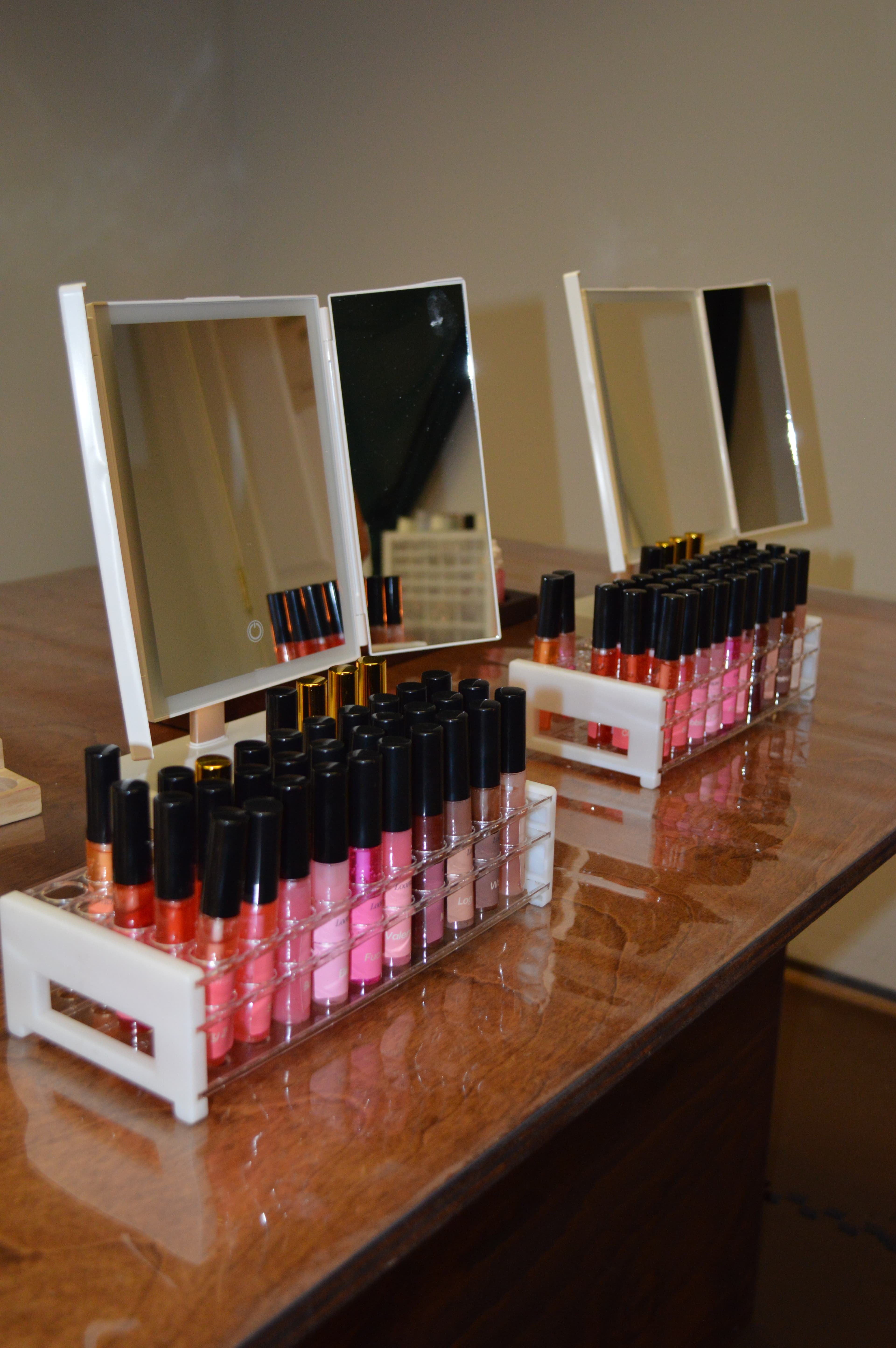 Lip Gloss Experiences